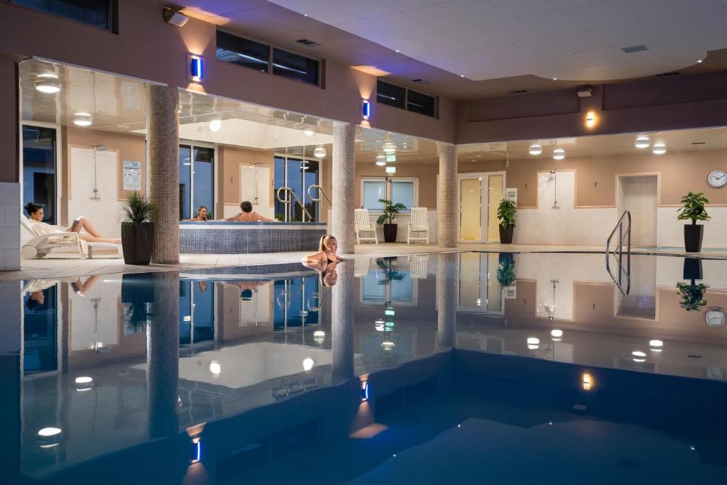 Burrendale Hotel Country Club & Spa