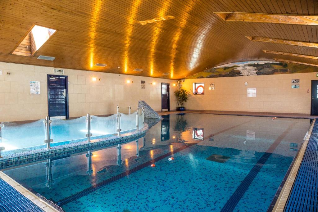 Holyrood Hotel - Leisure Centre & The Spa at Orchids