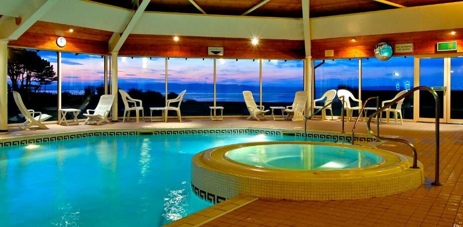 Top Inverness Hotels with Pools