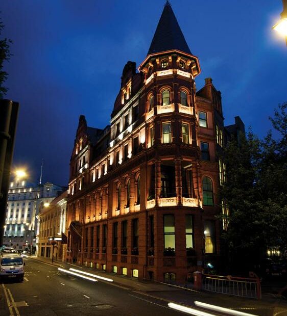 Top Hotels with Parking in Leeds