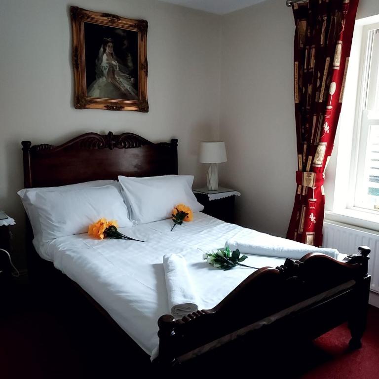 Top Hotels near Tipperary Museum of Hidden History