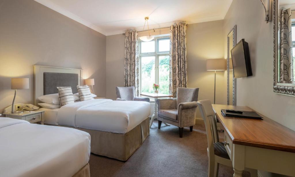 Hotels near Kilkenny Castle