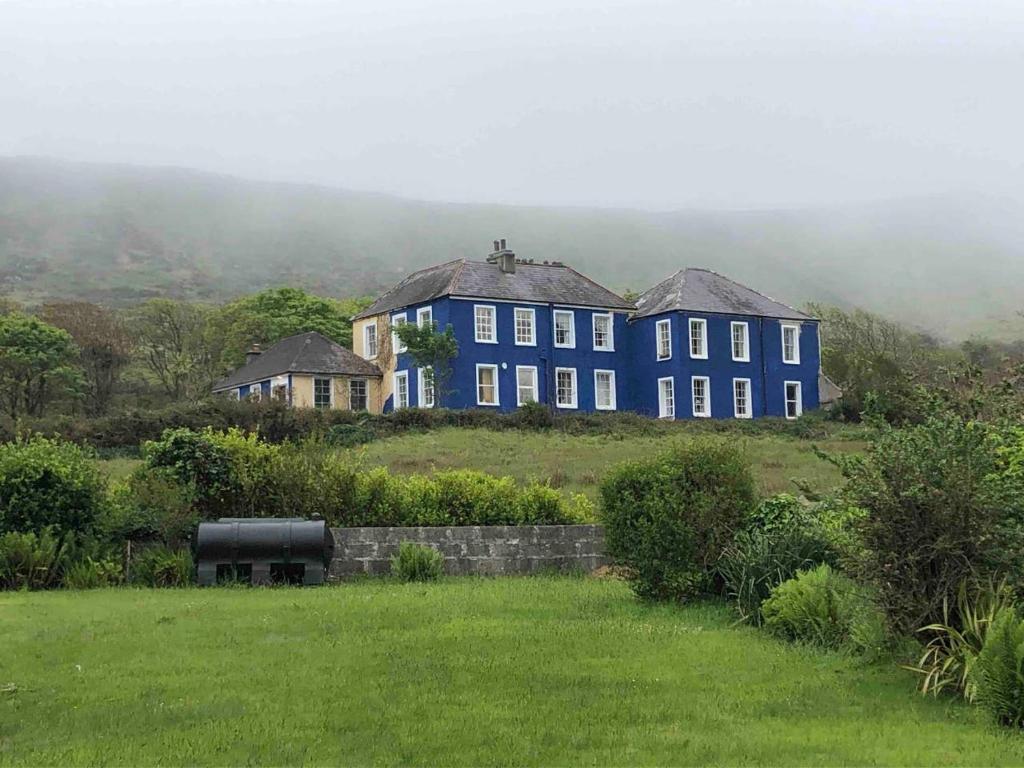 Hotels near Dunquin Pier