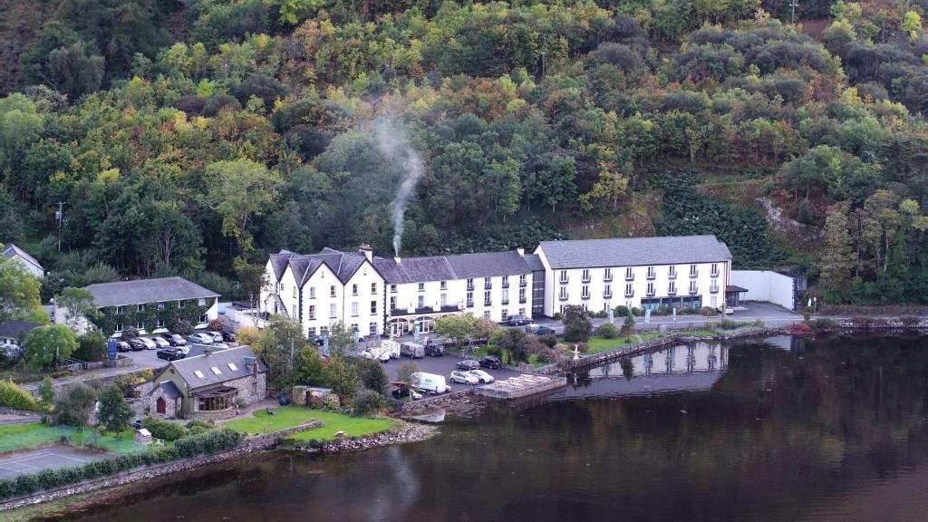 Hotels near Leenane Village